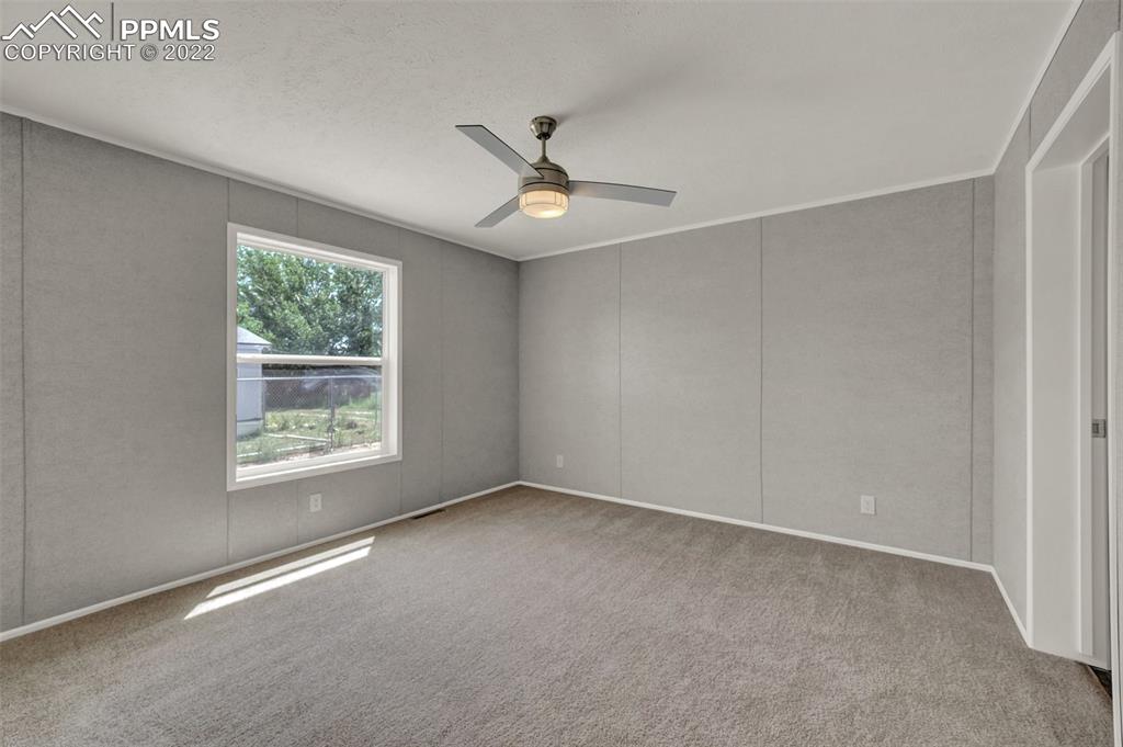 Listing 6080251, Image 13 of 31