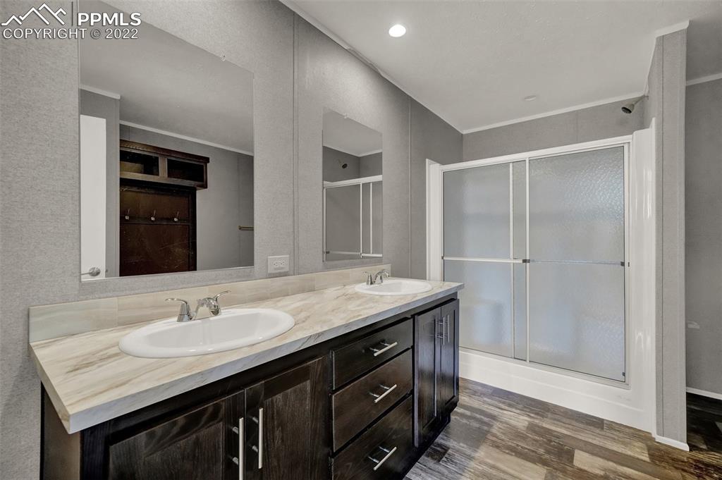 Listing 6080251, Image 16 of 31