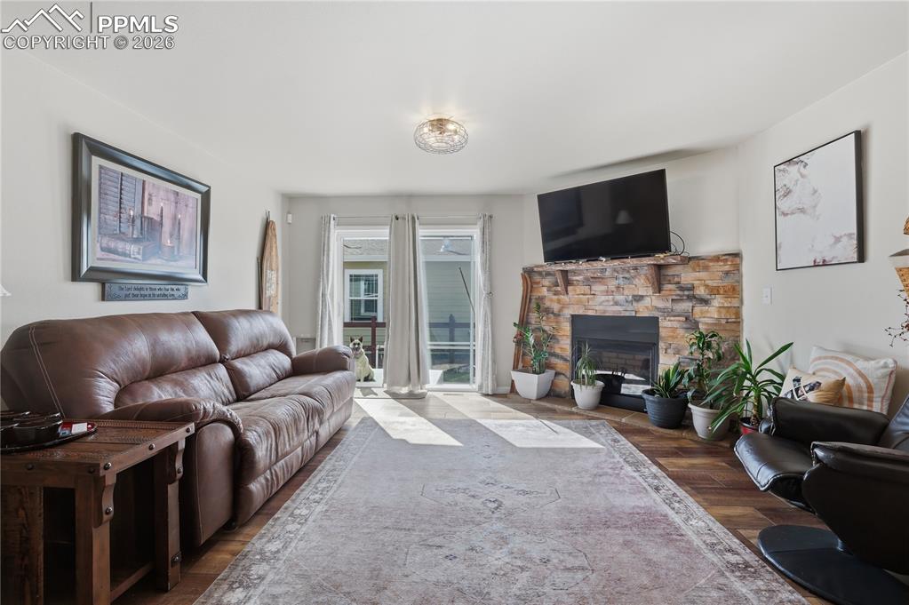 Image 11 of 49: Living Room