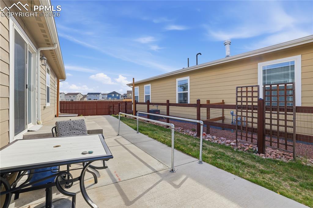 Image 40 of 49: Patio