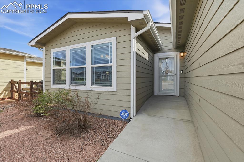 Image 45 of 49: Entry