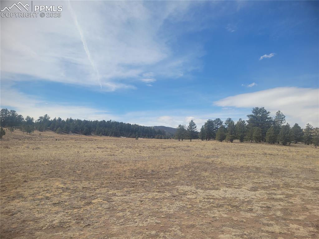 Caption: 20 acres fenced - move in ready!