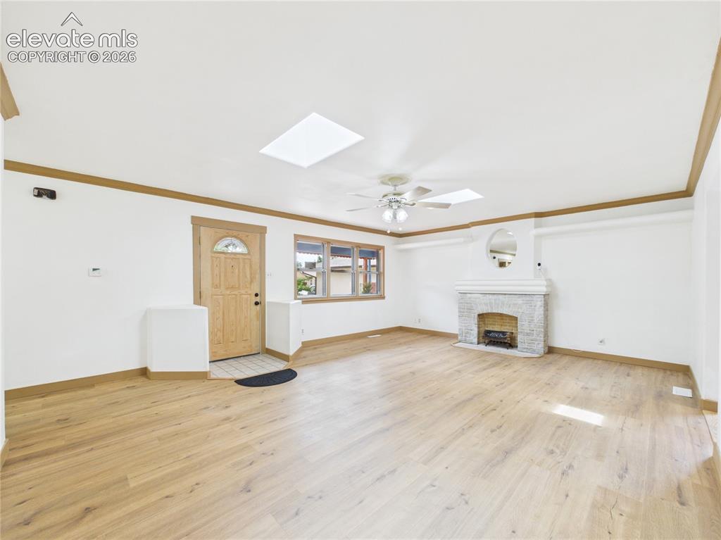 Image 6 of 37: Living Room