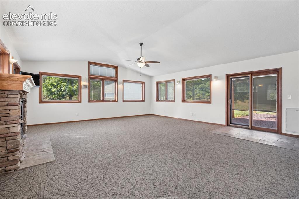 Image 17 of 50: Family Room