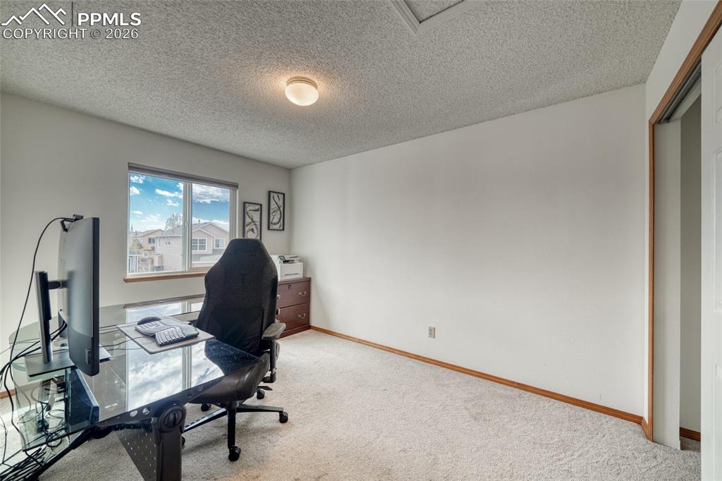 Image 30 of 49: Office