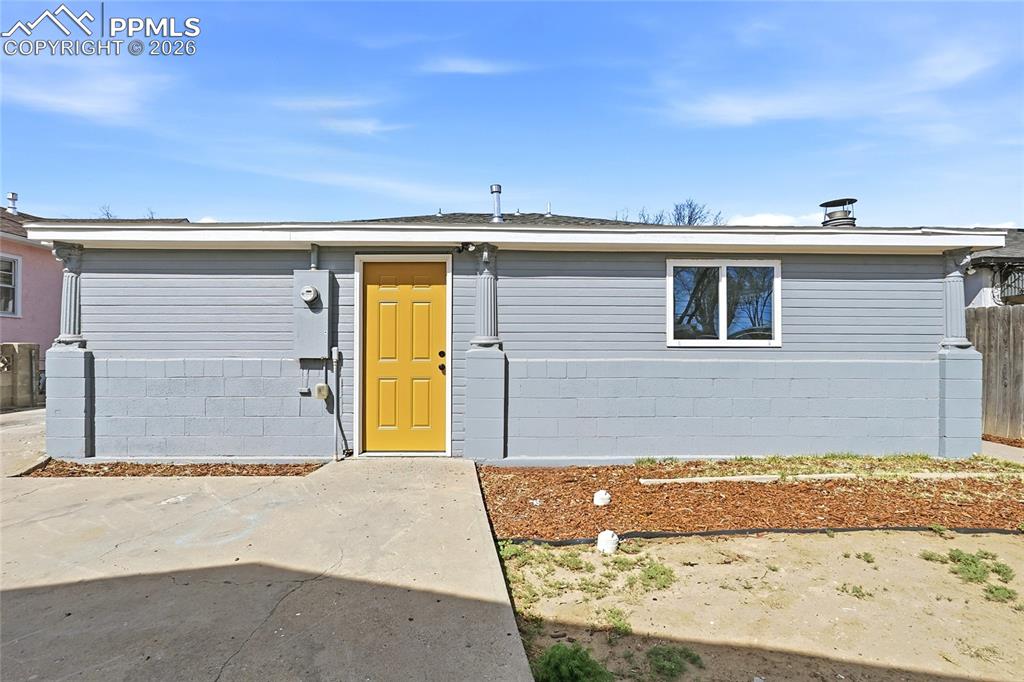 Image 33 of 45: Front of Structure