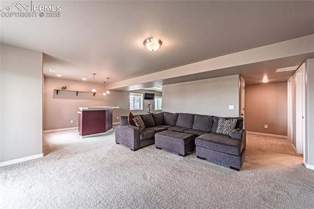 Image 31 of 47: Living Room