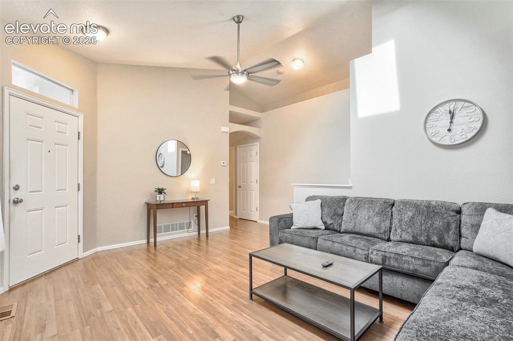 Image 7 of 25: Living Room