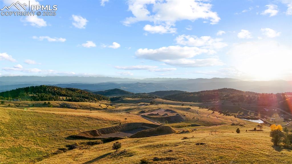 Image 6 of 25: Mountain view