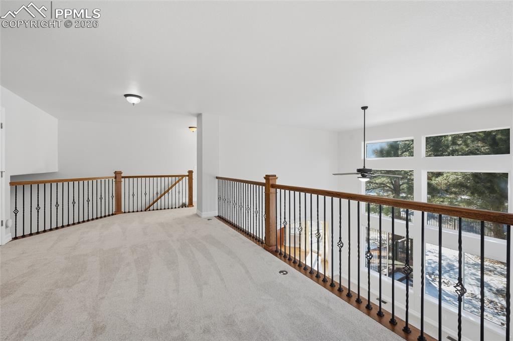 Image 24 of 49: Loft