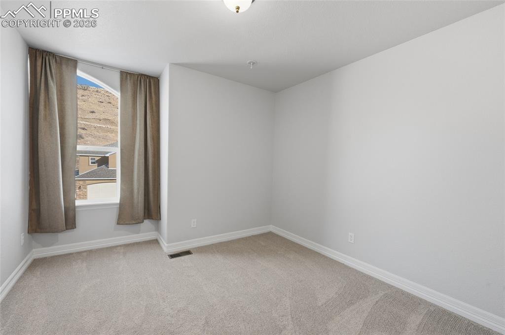 Image 32 of 49: Bedroom