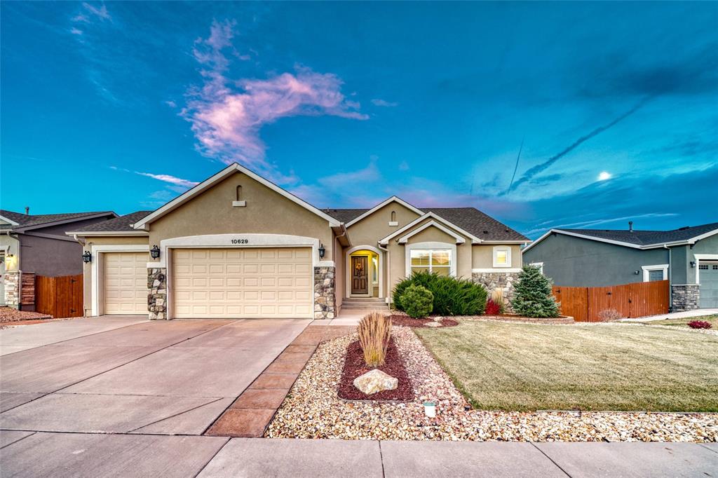 Image 2 of 50: Front of Structure