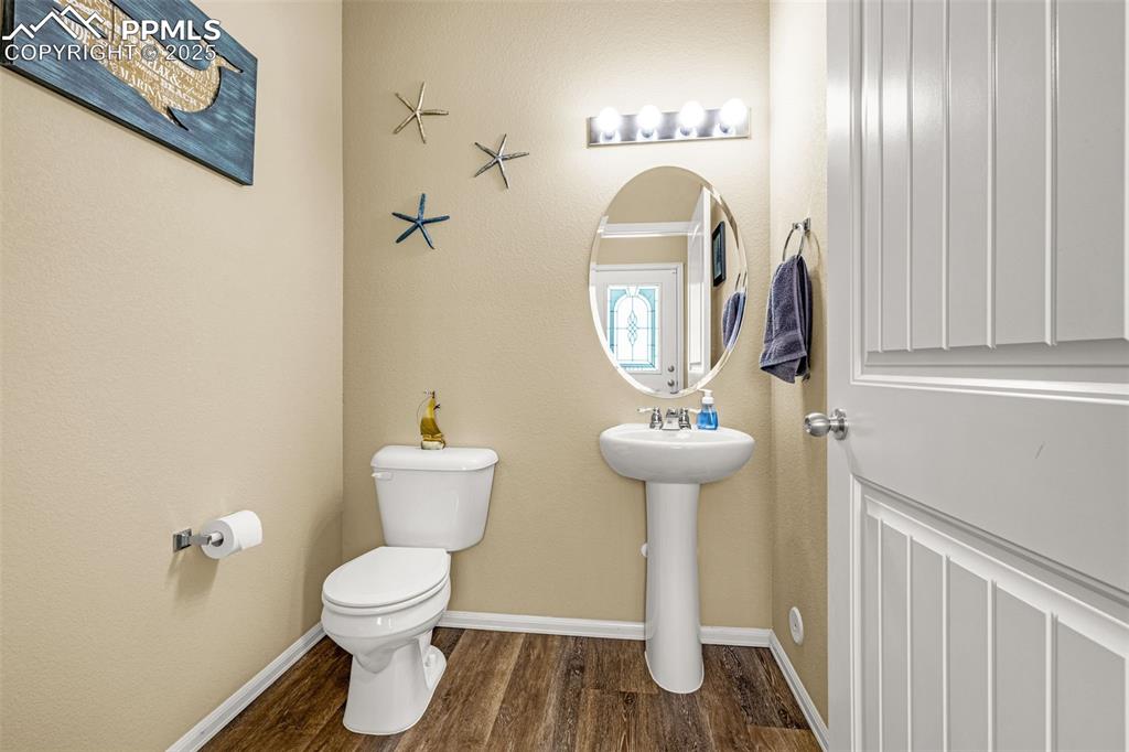 Image 11 of 31: Bathroom