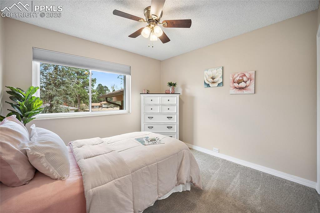 Image 13 of 40: Bedroom