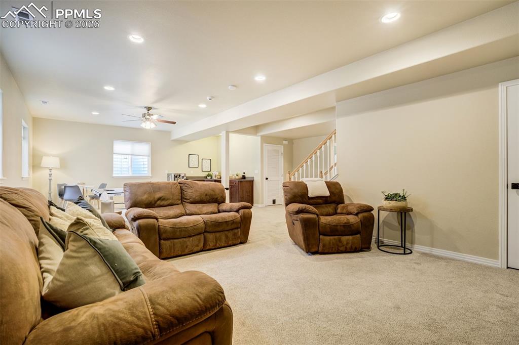 Image 32 of 49: Living Room