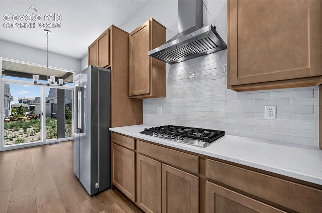 Image 8 of 45: Kitchen