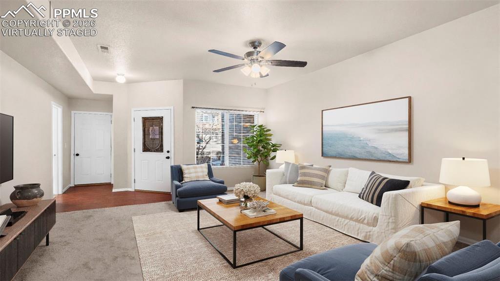 Image 11 of 30: Virtually Staged