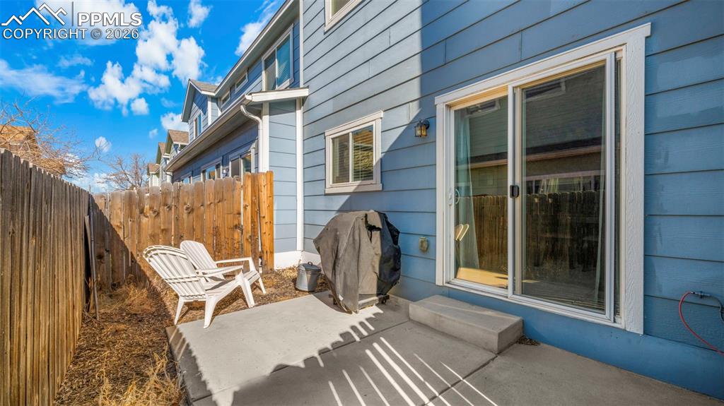 Image 22 of 30: Patio