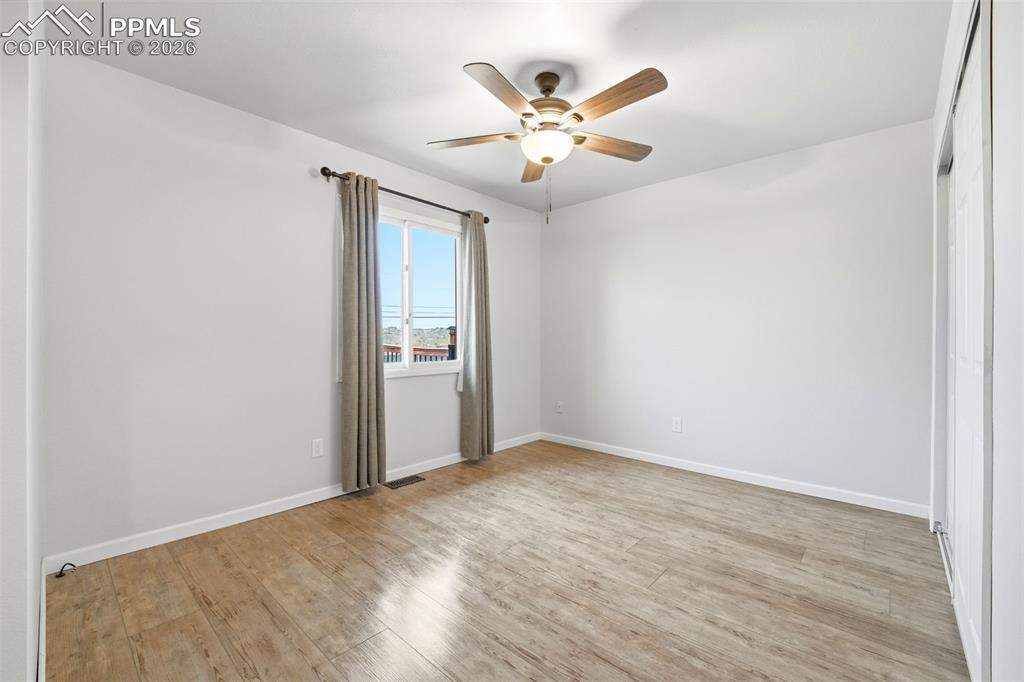 Image 14 of 24: Primary Bedroom 