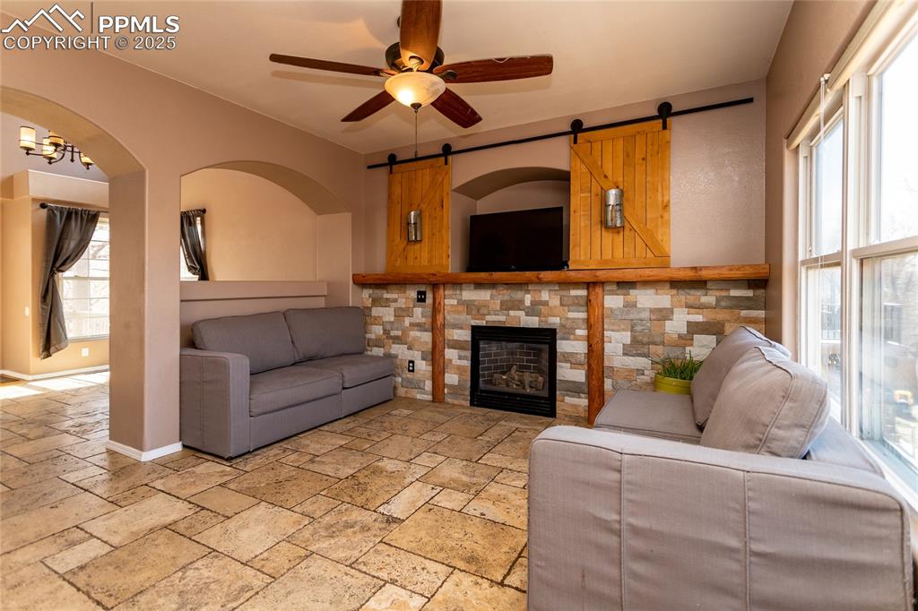 Image 14 of 49: Living Room