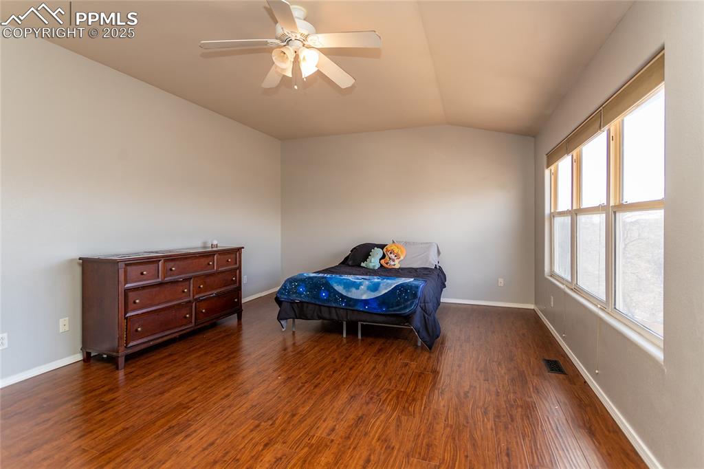 Image 25 of 49: Master Bedroom