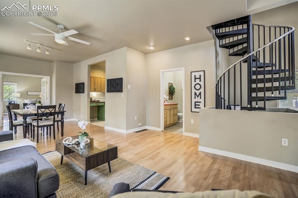 Image 12 of 50: Living Room