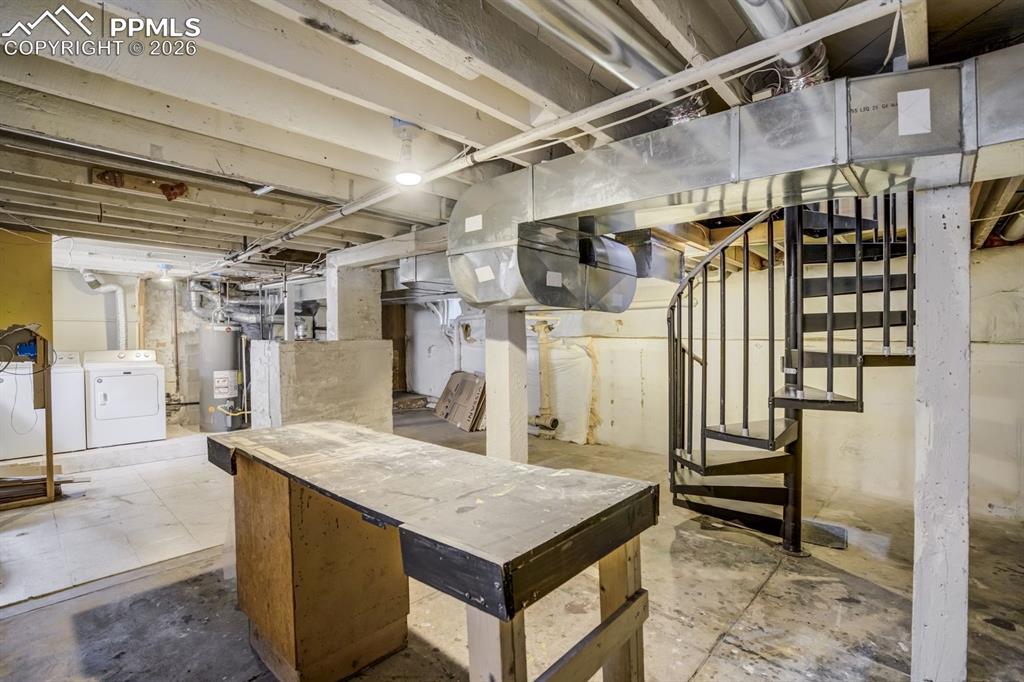 Image 27 of 50: Basement