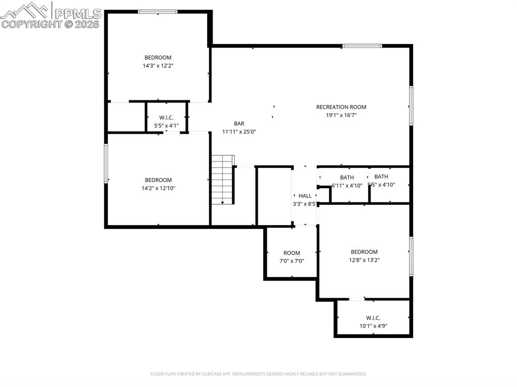 Image 33 of 42: Floor Plan