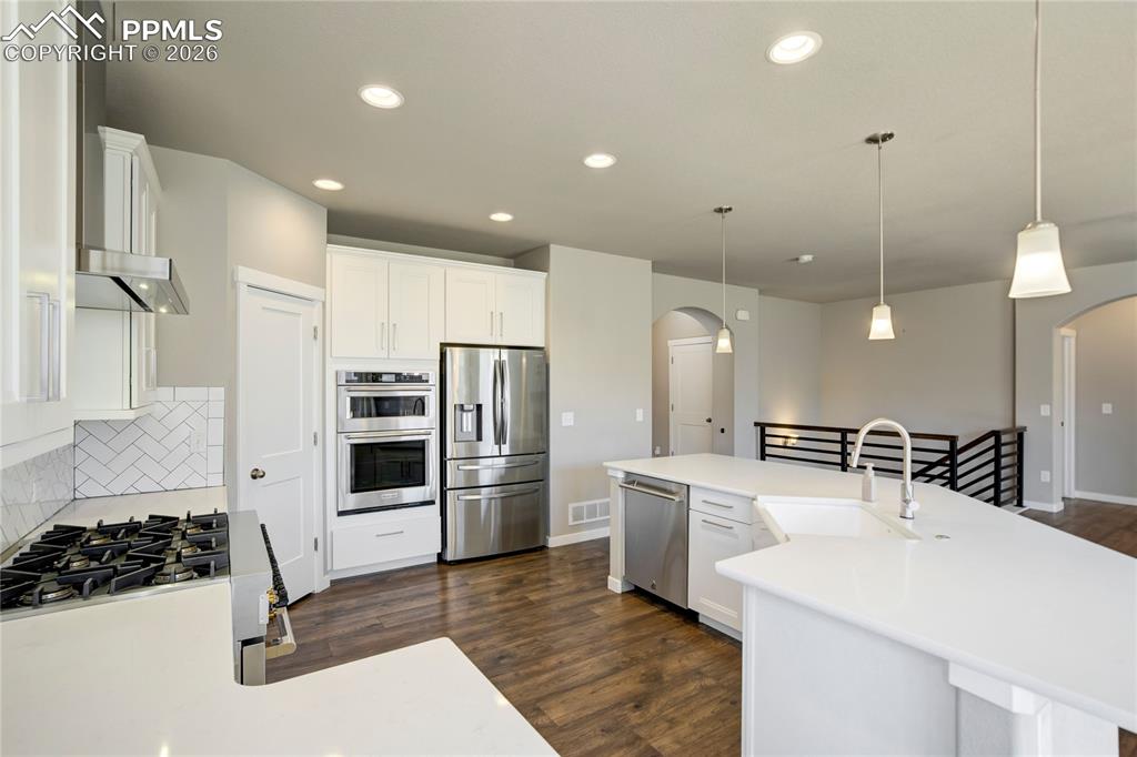 Image 9 of 42: Kitchen