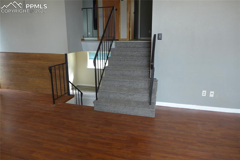 Image 7 of 10: Other