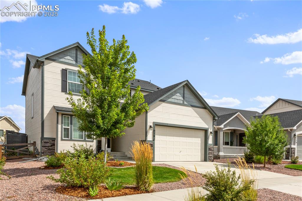 Image 2 of 38: Front of Structure