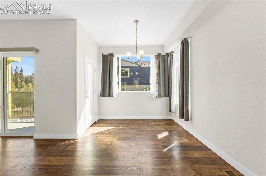 Image 15 of 40: Virtually Removed Furniture