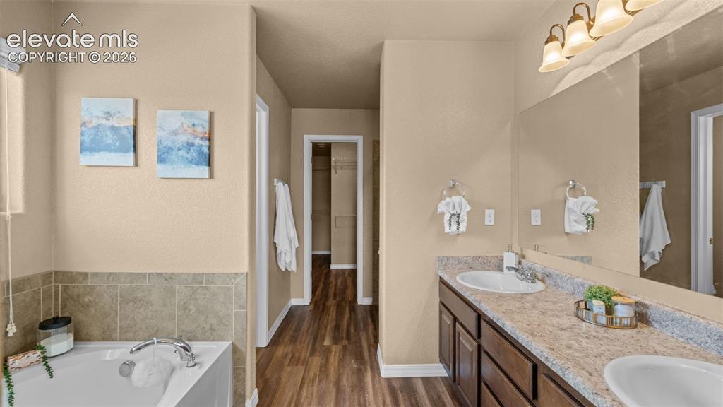 Image 22 of 35: Master Bathroom