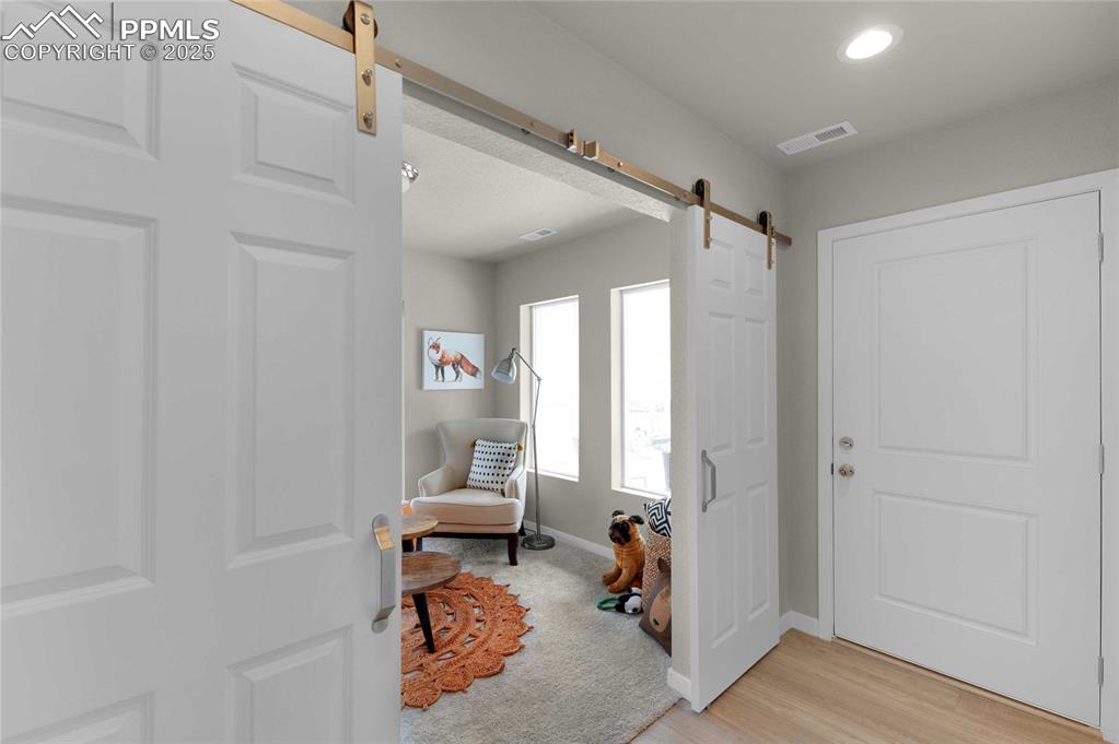 Image 3 of 29: Photos of model home