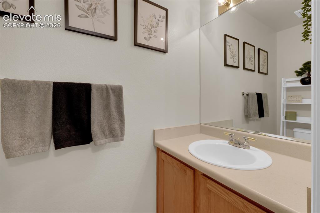 Image 10 of 26: Bathroom main level