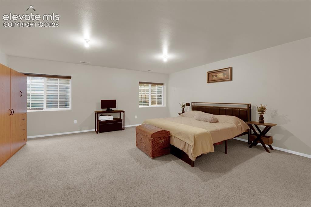 Image 16 of 26: 3rd bedroom or flex space