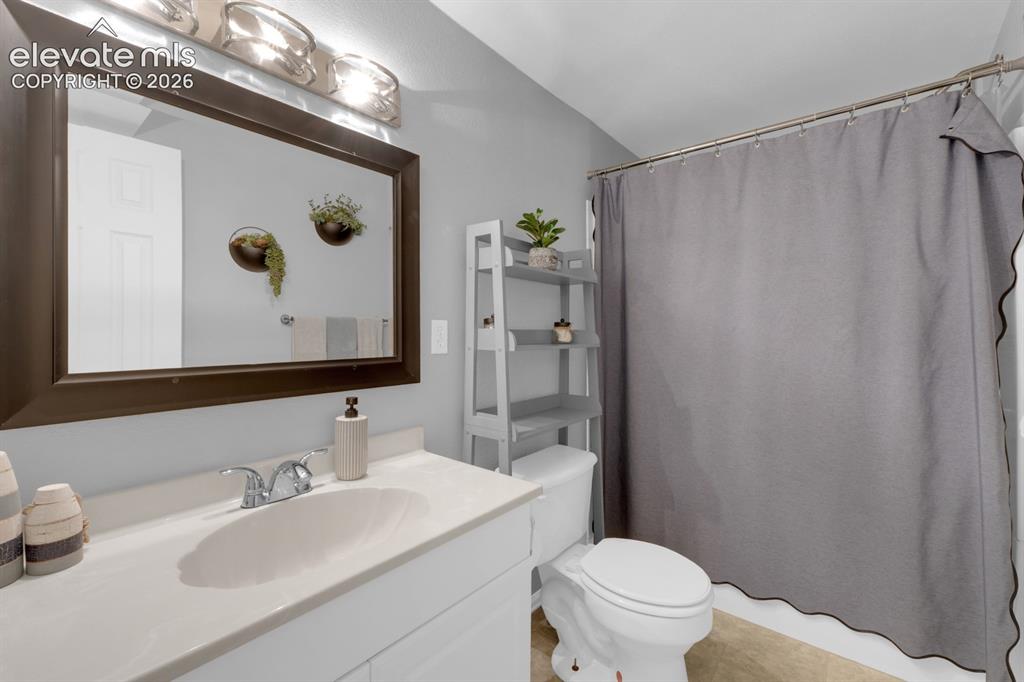 Image 18 of 26: Basement Bathroom