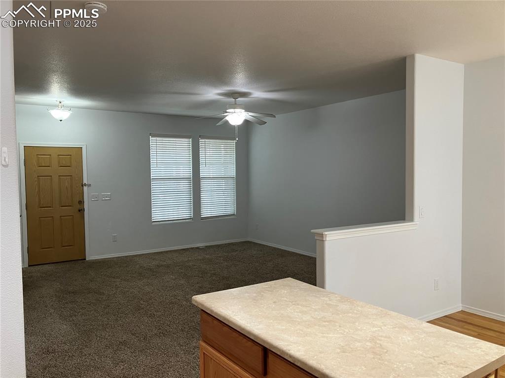 Image 3 of 18: Living Room