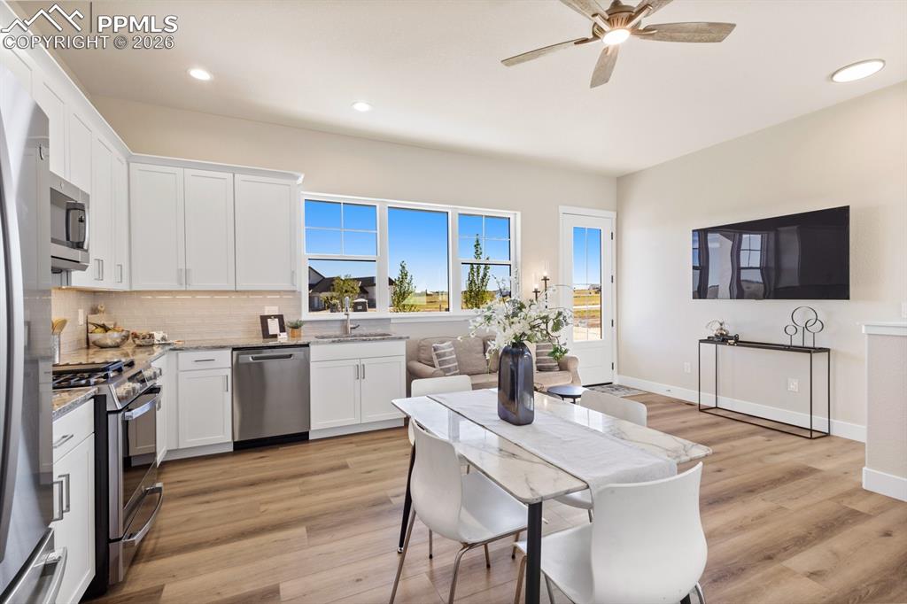 Image 27 of 35: Secondary Living Quarters