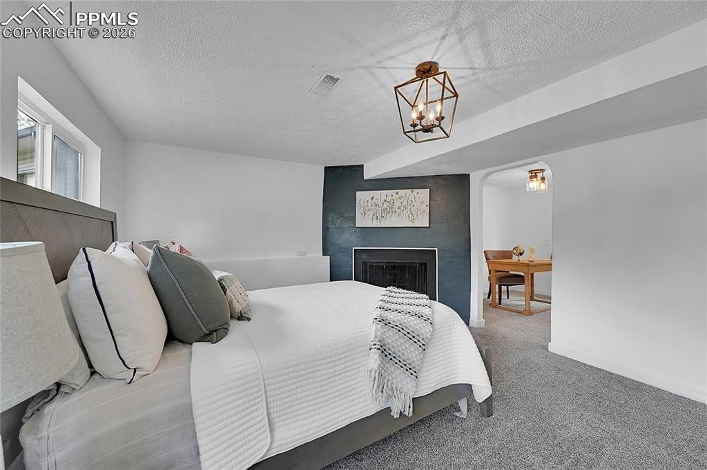 Image 15 of 28: Bedroom