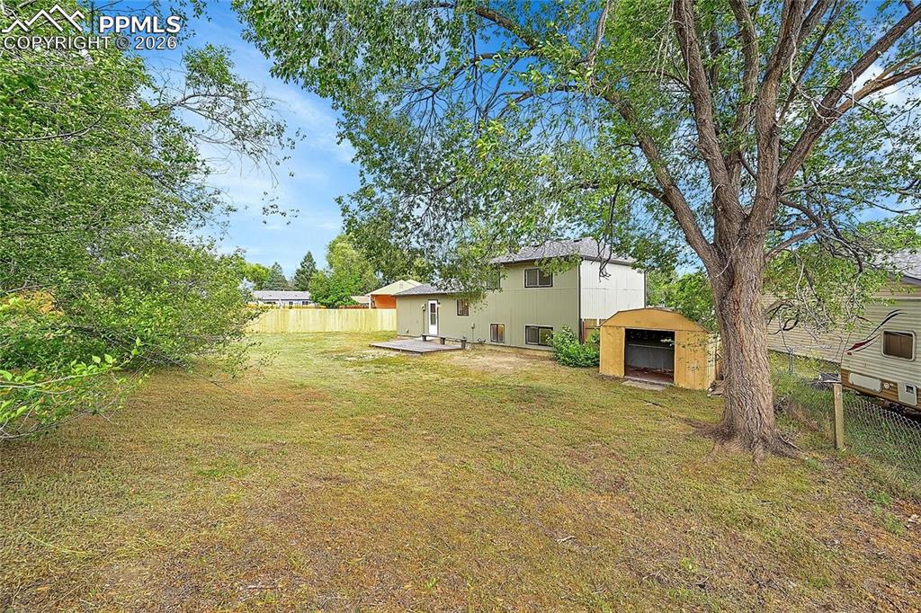 Image 25 of 28: Back of Structure