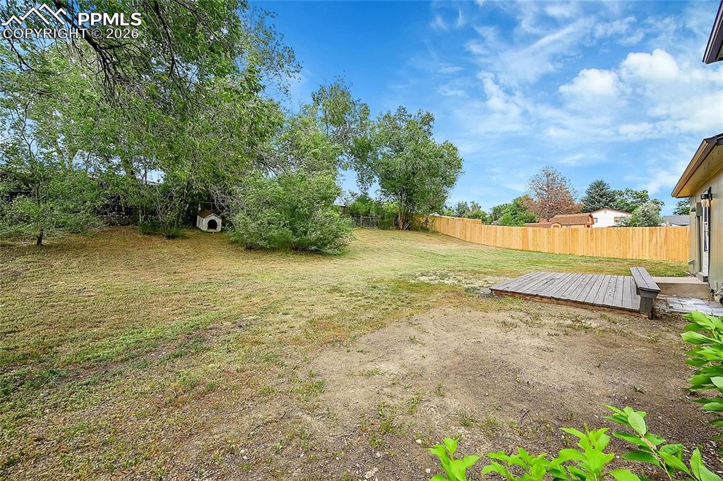 Image 28 of 28: Yard