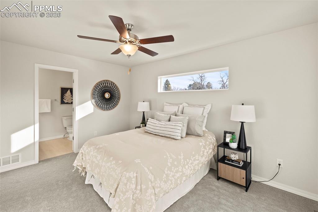 Image 10 of 45: Bedroom