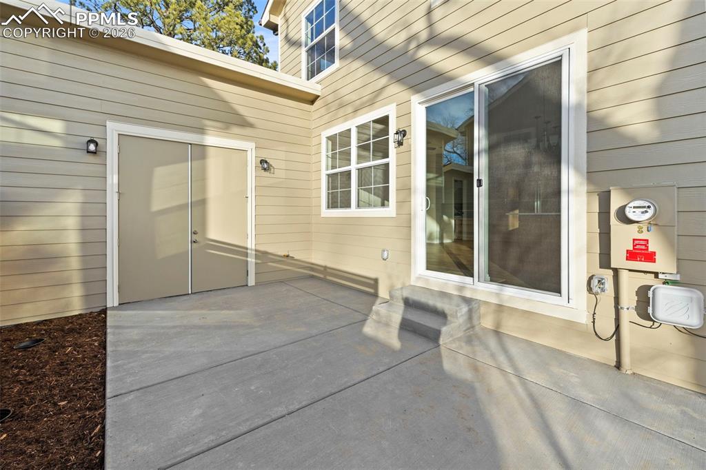 Image 36 of 45: Patio