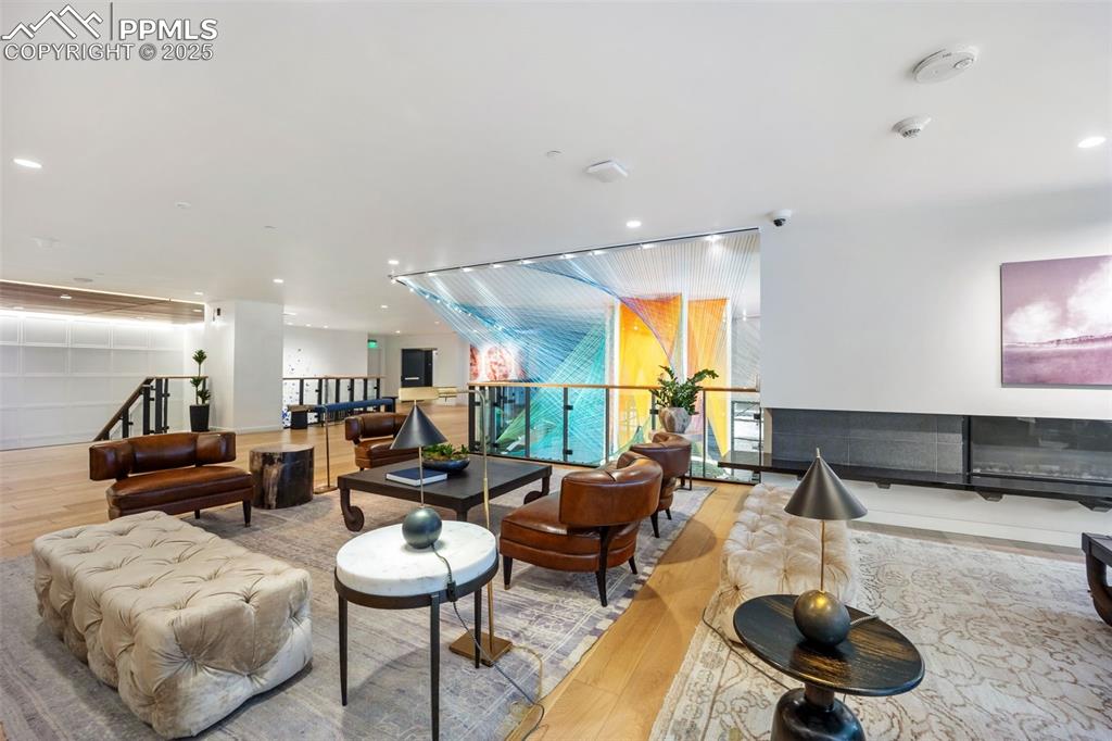 Image 14 of 50: Community lobby with recessed lighting