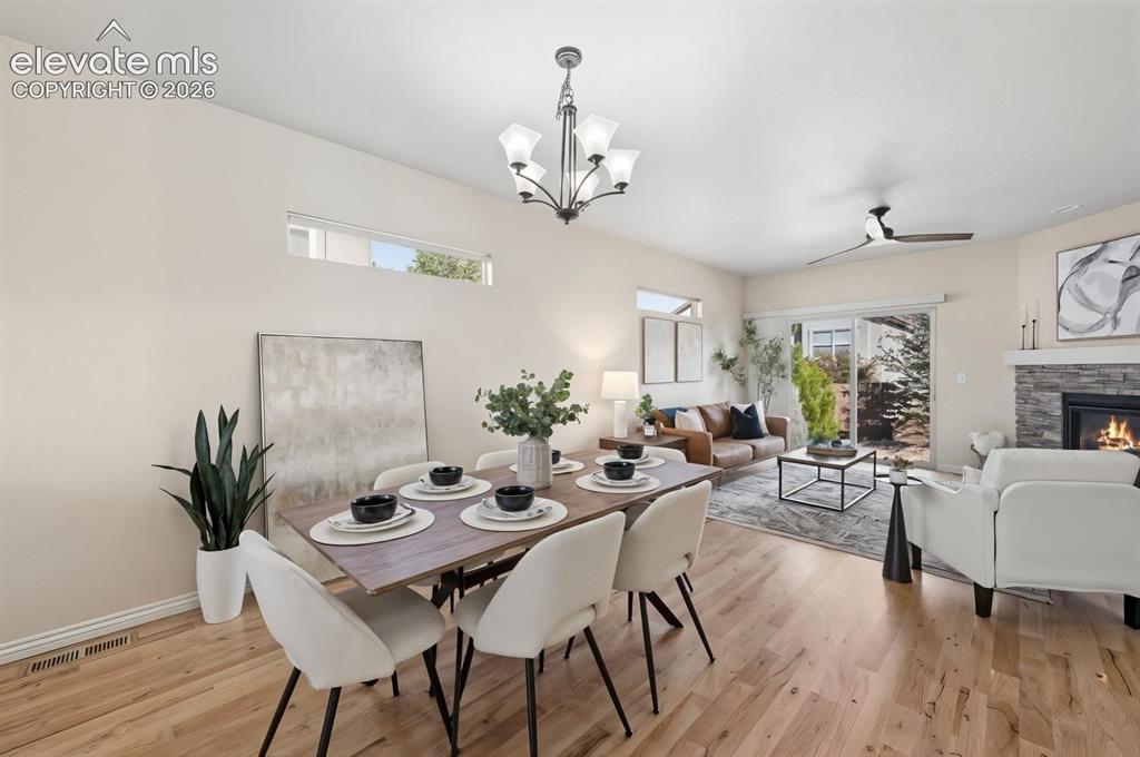 Image 9 of 39: Dining Area