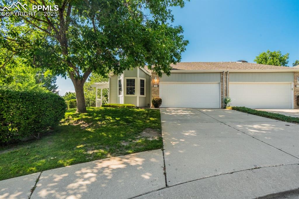 Caption: Front view of townhome!