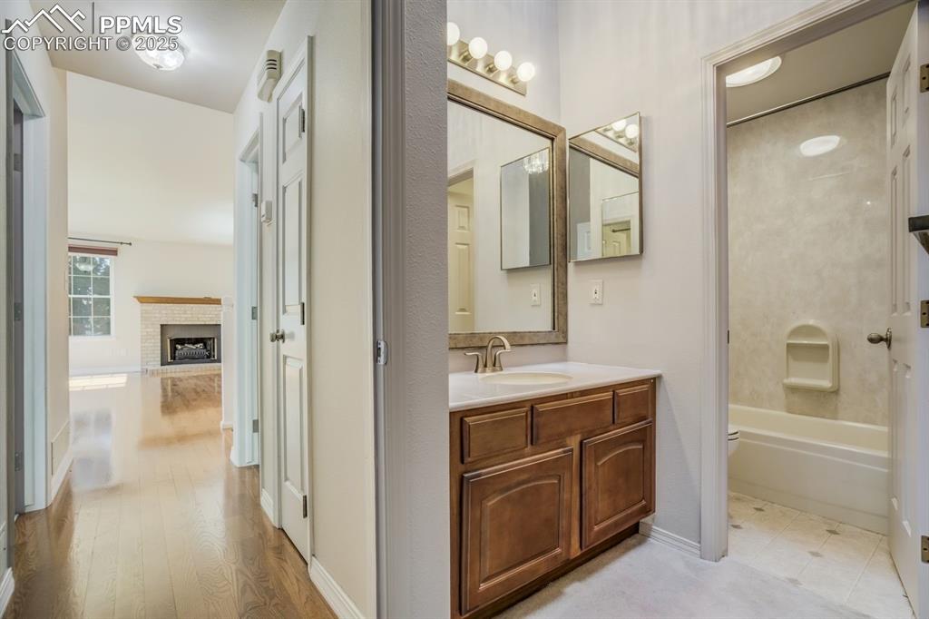 Image 22 of 41: Master Bathroom