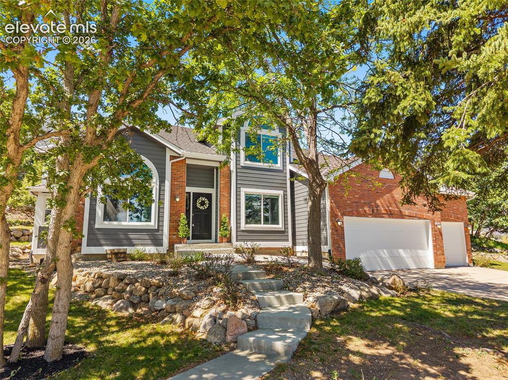 Image 2 of 43: Wooded corner lot