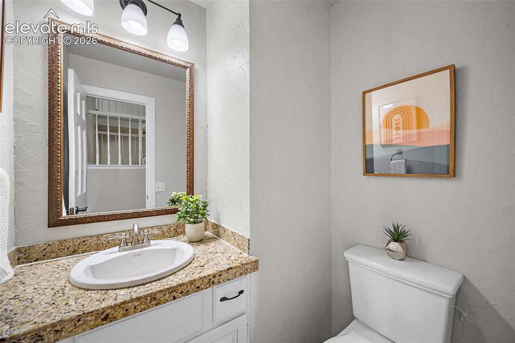 Image 9 of 43: Guest Bath